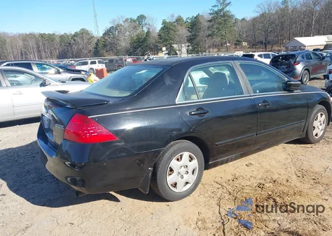 2006 Honda Accord 2.4 Lx from USA, damaged, VIN 3HGCM56466G708767